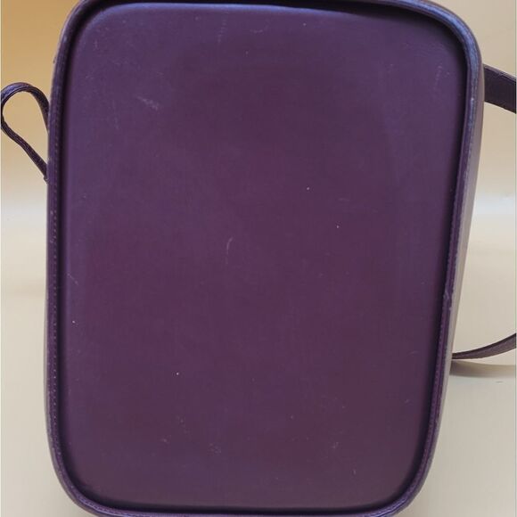 Authentic Les Must De Cartier Shoulder Bag - Picture 10 of 15